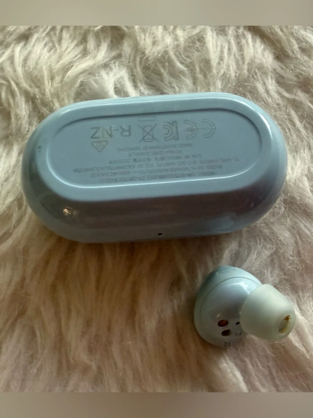 Samsung Galaxy Buds Plus in Blue